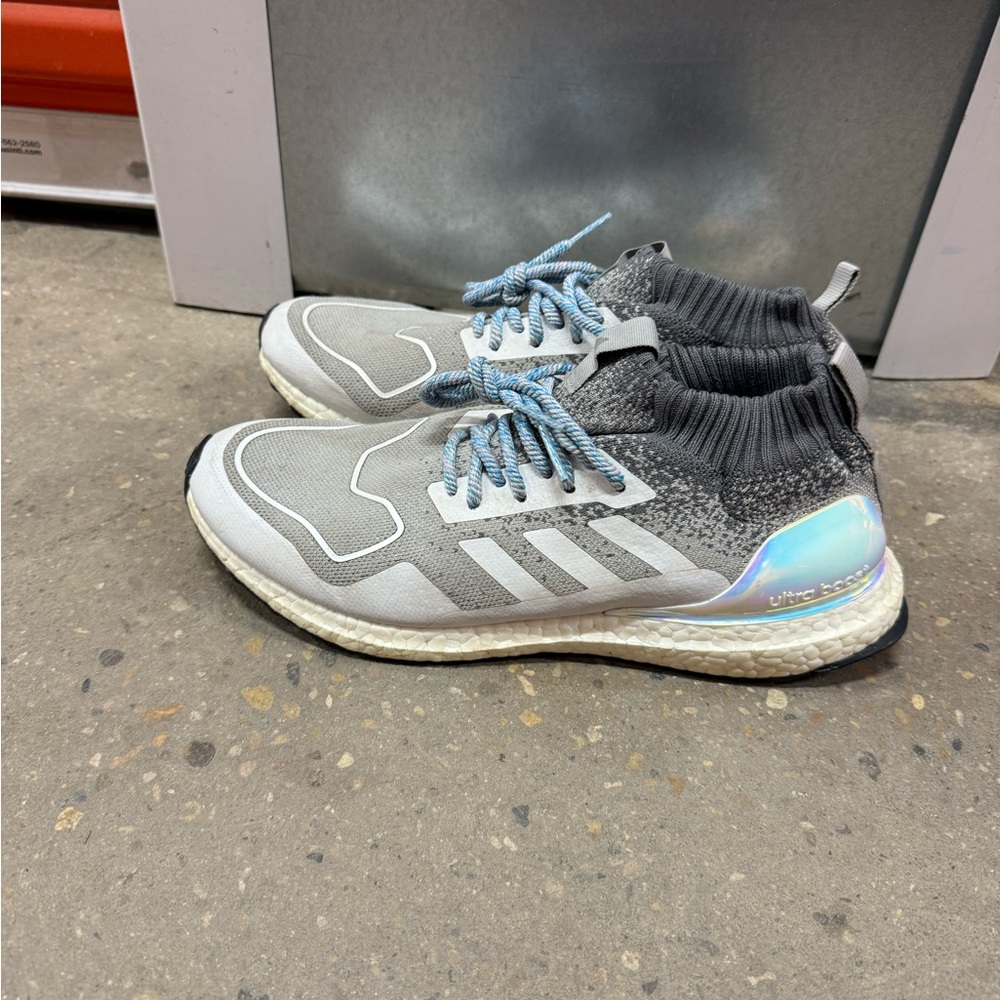 adidas Grey Knit Running Sneakers with Light Blue Accents